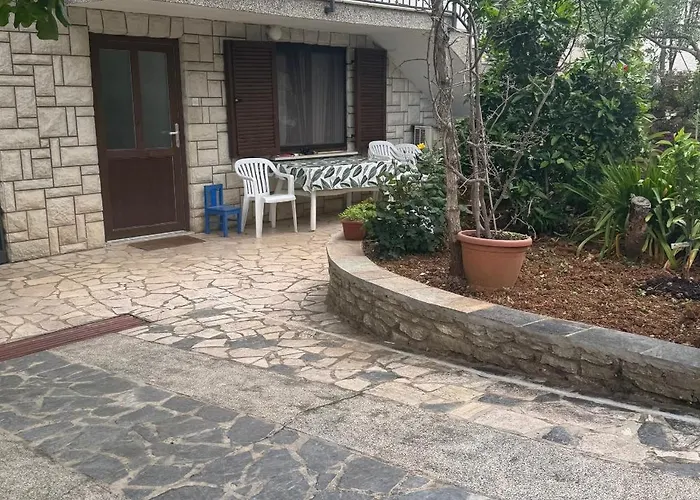 Apartment With Parking Space - 24293