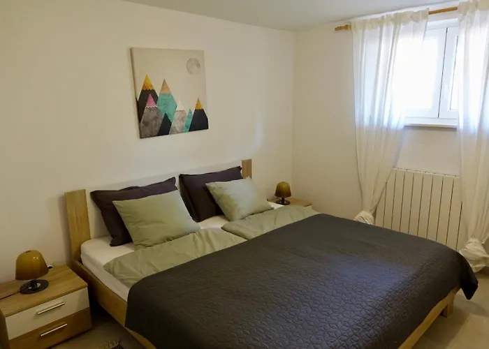 Apartment With Parking Space - 24293 Poreč