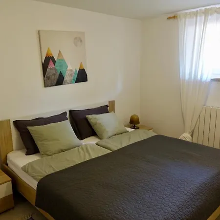 Apartament With Parking Space - 24293 Poreč