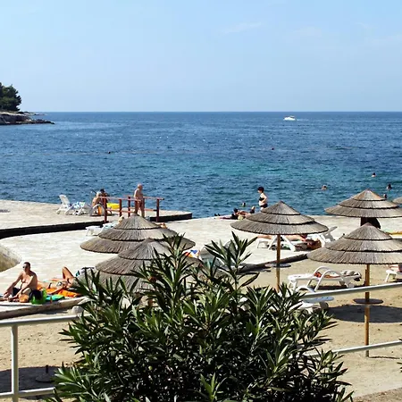 With Parking Space - 24293 * Πόρετς
